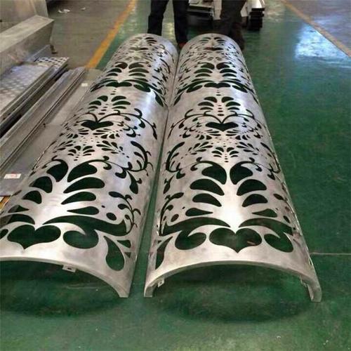 匠铝透光雕花铝单板厂家可以承接各种透光雕花铝单板产品的定制加工